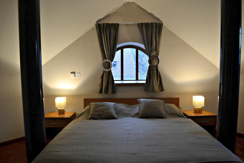 Hotel Istra Varazdin Ngoại thất bức ảnh